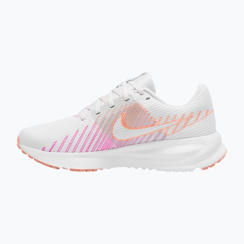 Dámské běžecké boty Nike Run Defy white/hyper pink/crimson bliss/gridiron 9