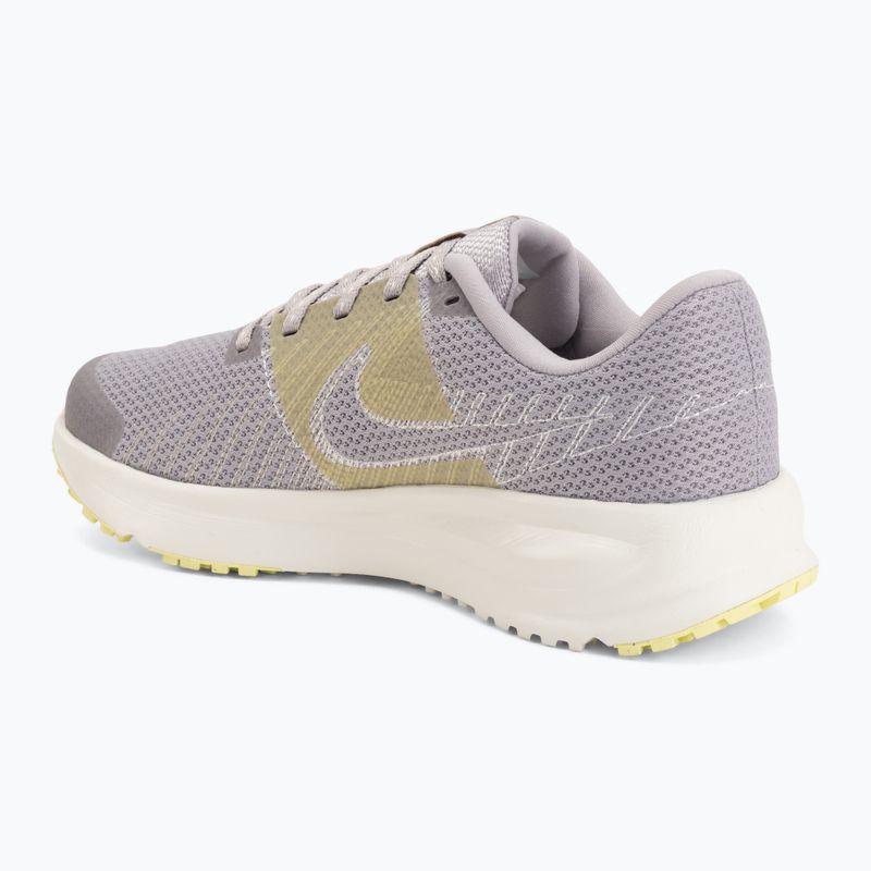 Dámské běžecké boty Nike Run Defy silver lilac/sail/cream ii/fennel 3