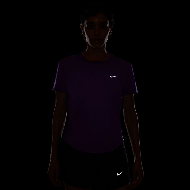 Dámské běžecké tričko Nike Tempo SS bold berry 7