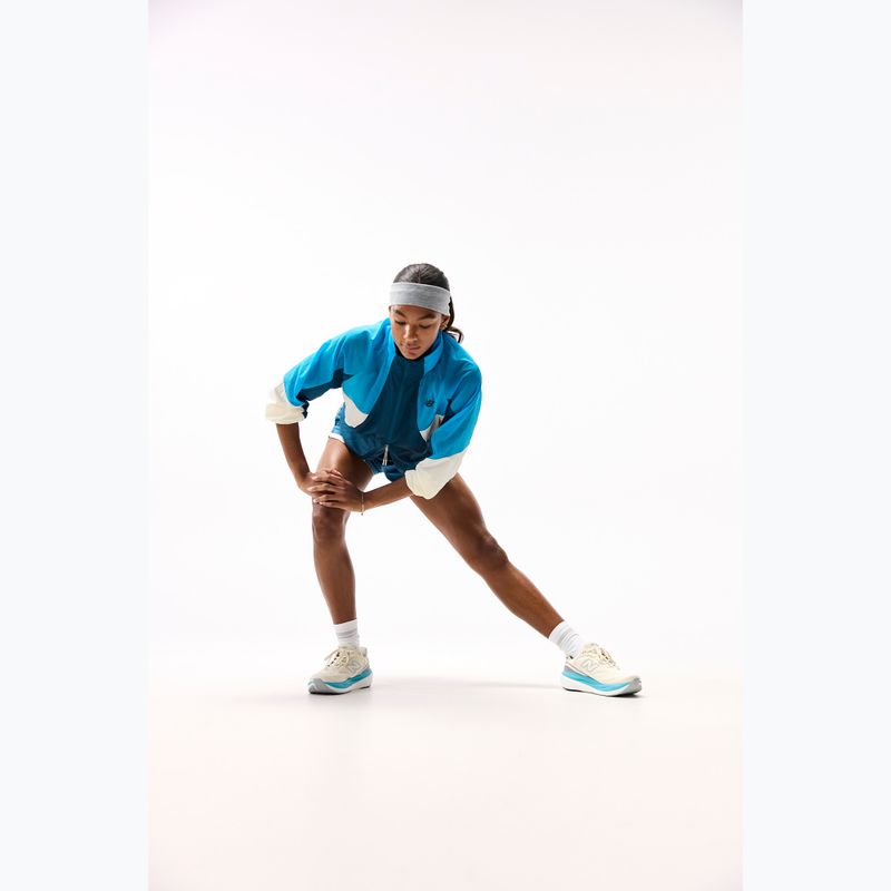 Dámské běžecké šortky New Balance Run Essentials 3" Short streamsong 15