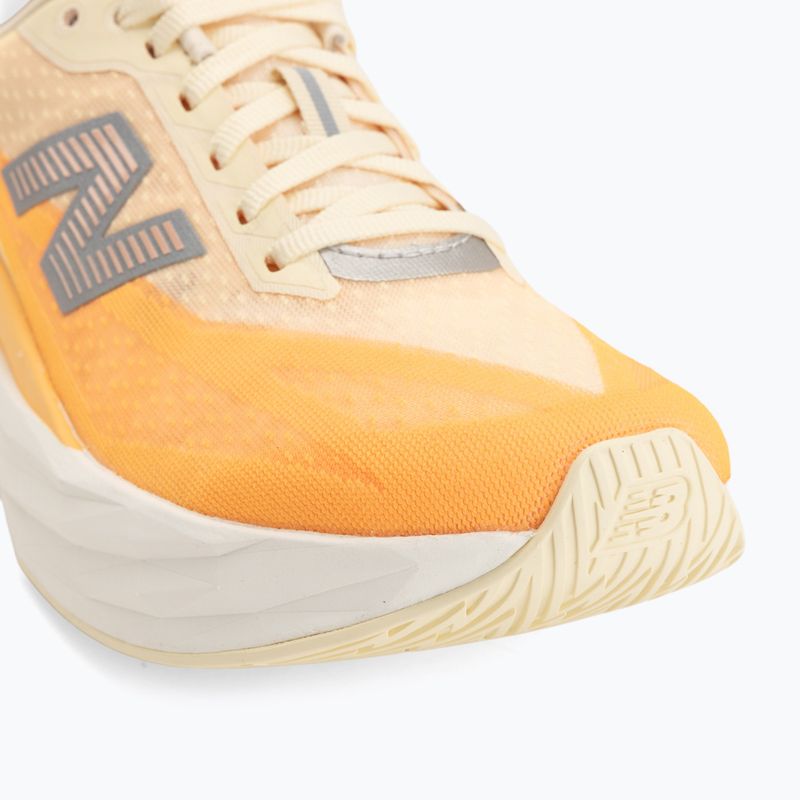 Dámské běžecké boty New Balance FuelCell Rebel V5 calcium/gumdrop 7