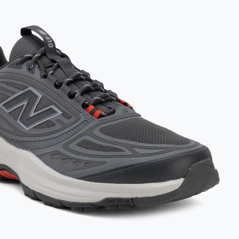 Pánské běžecké boty New Balance 410's V9 magnet/neo flame/grey matter 7