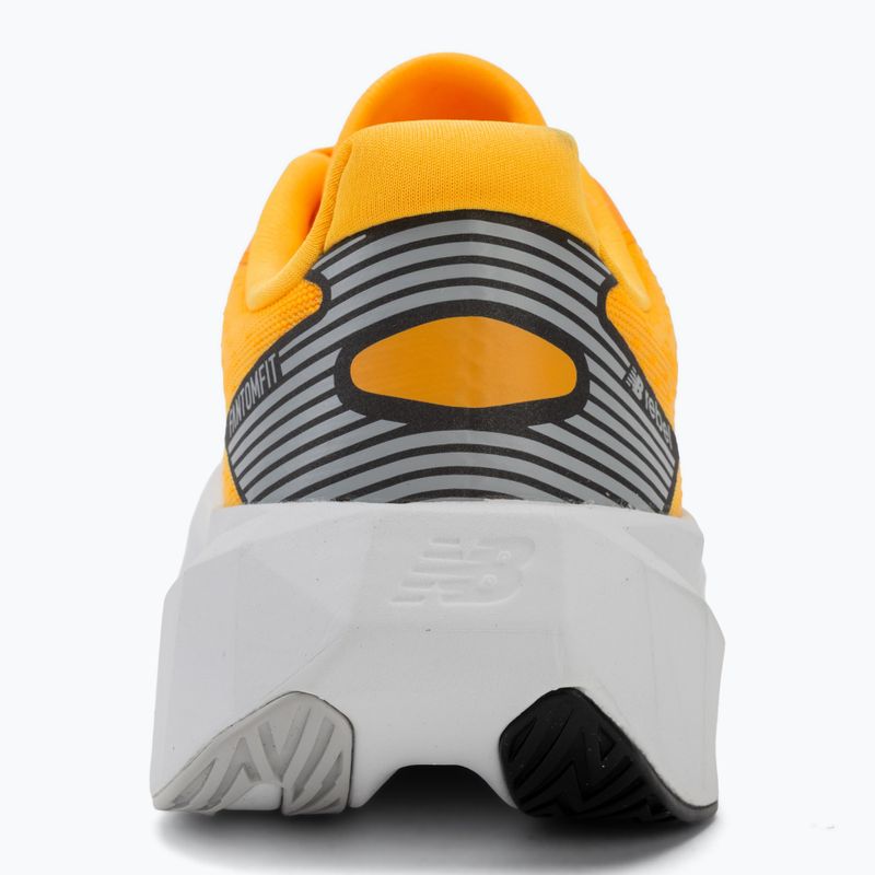 Dámské běžecké boty New Balance FuelCell Rebel V5 satsuma orange/grey matter 6
