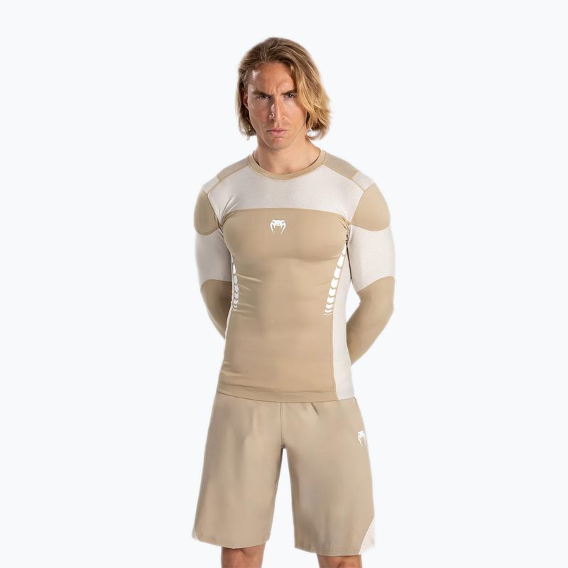 Pánské tréninkový longsleeve Venum Tempest Rashguard Longsleeve beige/sand 2