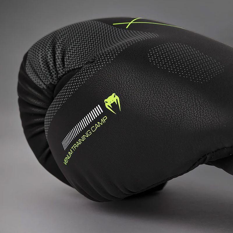 Boxerské rukavice Venum Training Camp 4.0 black/neo green 3