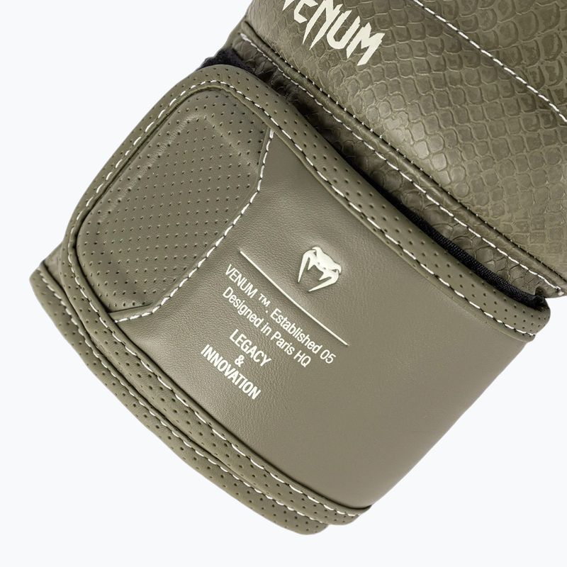 Boxerské rukavice Venum Impact Evo Scales Boxing army green 13