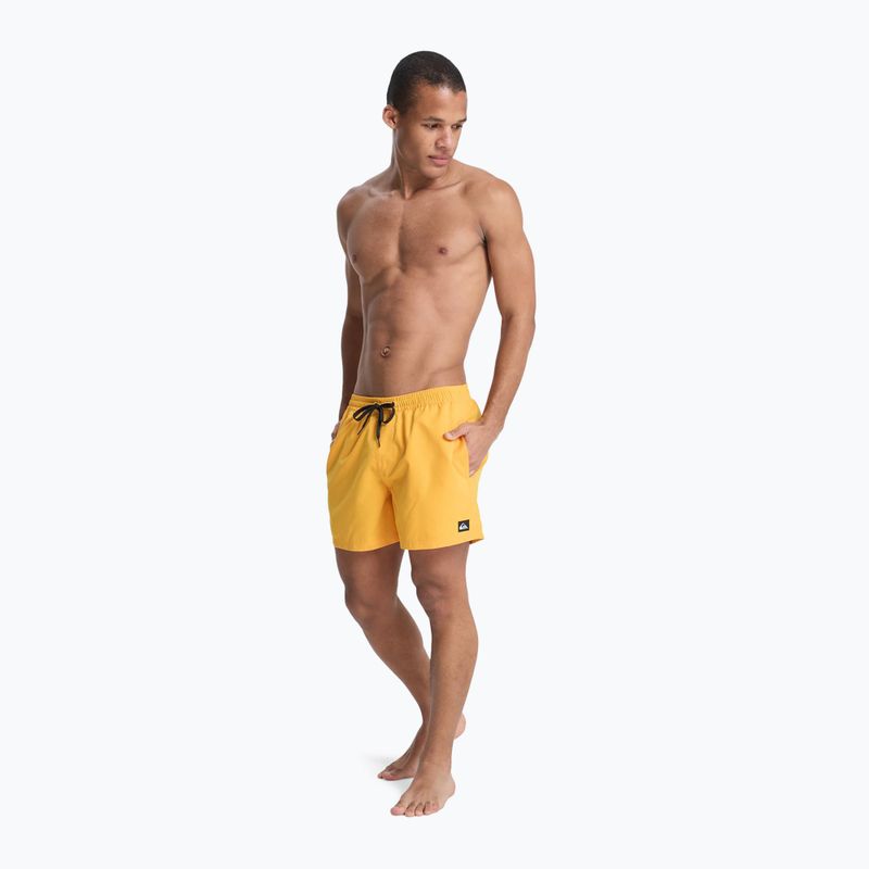 Pánské koupací kraťasy Quiksilver Everyday Solid Volley 15" radiant yellow 2