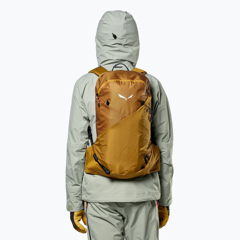 Batoh Salewa Sella Free 22 l golden brown 2