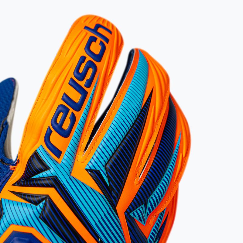 Brankářské rukavice Reusch Attrakt Solid sharp blue/shocking orange 6