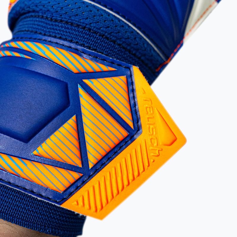 Brankářské rukavice Reusch Attrakt Solid sharp blue/shocking orange 7