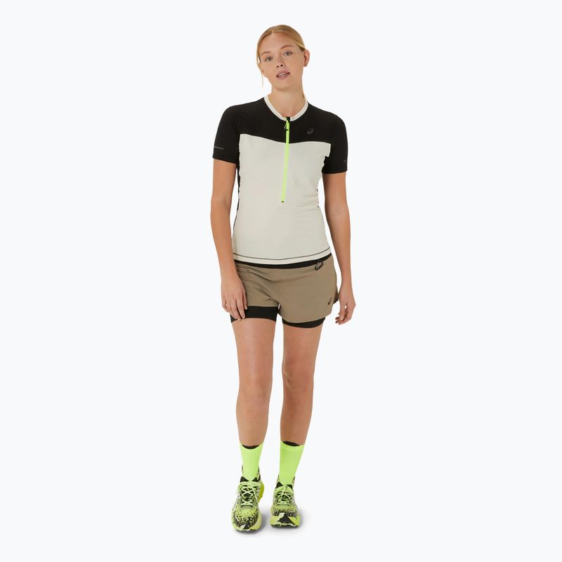 Dámské běžecké tričko ASICS Fuijtrail Top oatmeal/performance black 2