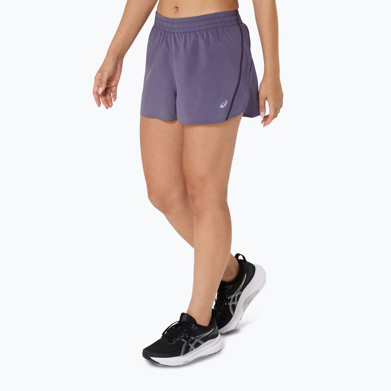 Dámské běžecké šortky ASICS Core Split greyish purple 4