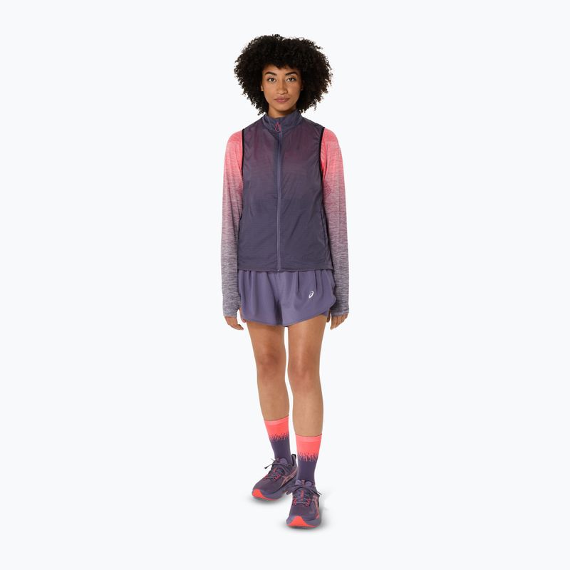 Dámská běžecká vesta ASICS Metarun Packable greyish purple 2