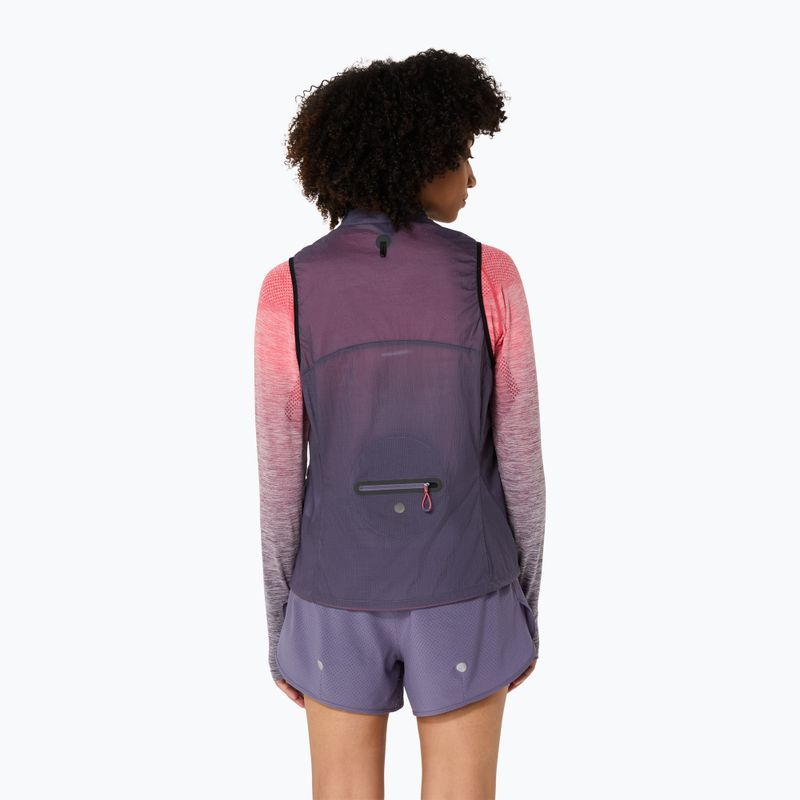 Dámská běžecká vesta ASICS Metarun Packable greyish purple 3