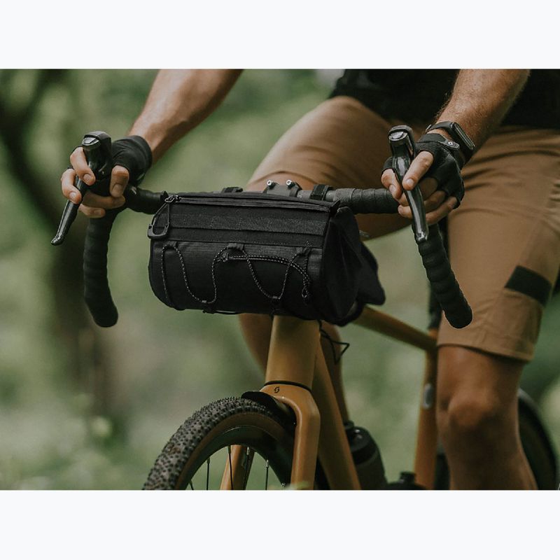 Brašna na řidítka top tričko eak Tubular Barbag 3,8 l black 8
