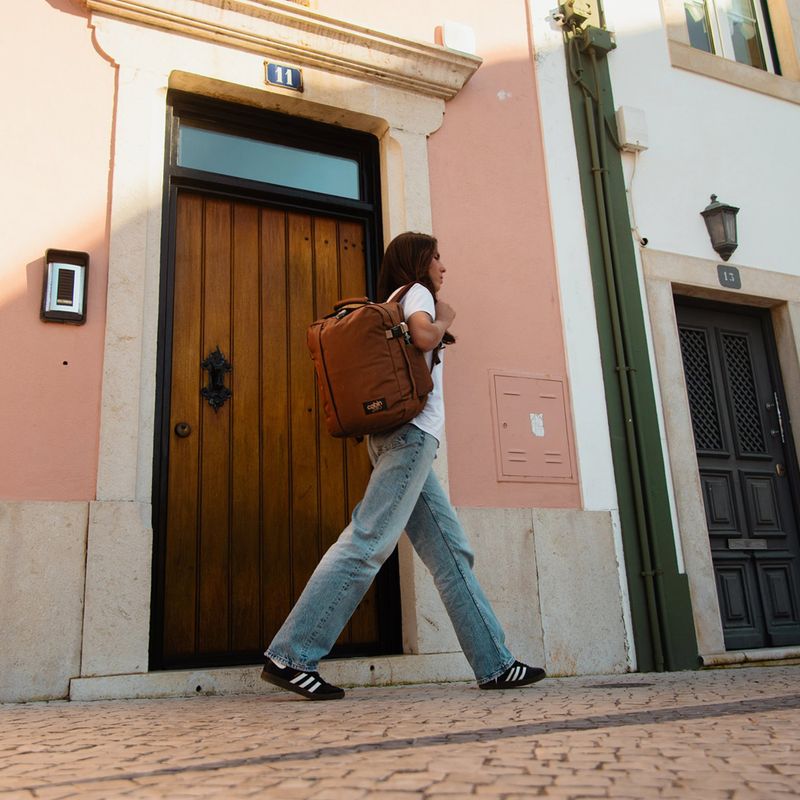 Cestovní batoh CabinZero Classic Tech 28 l redwood 15