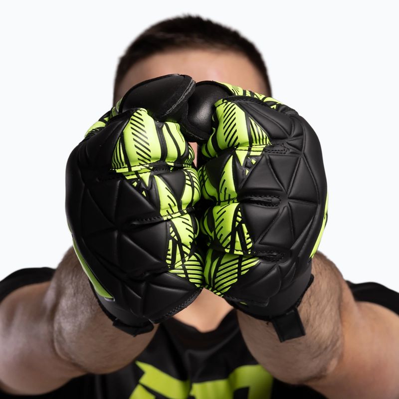Brankářské rukavice Football Masters Invictus X Training black/green 6