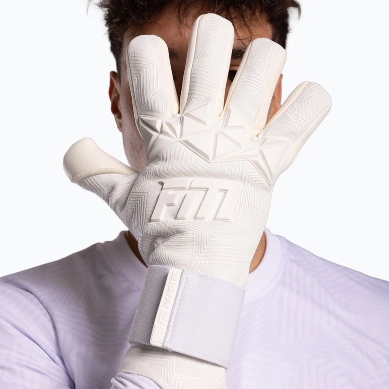 Brankářské rukavice Football Masters Varis X PRO all white 7