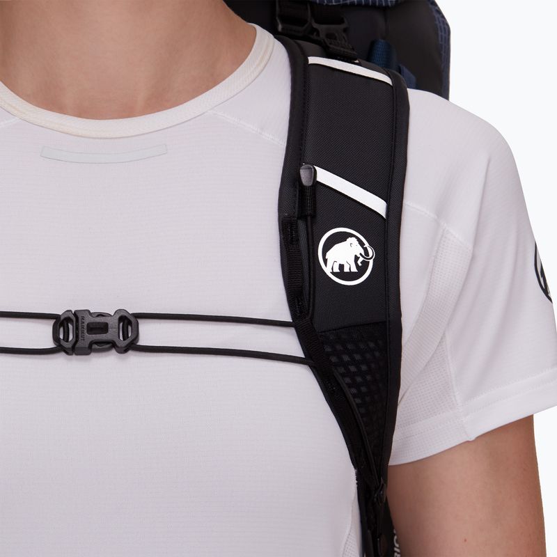 Dámský lezecký batoh Mammut Trion 38 l marine/black 9