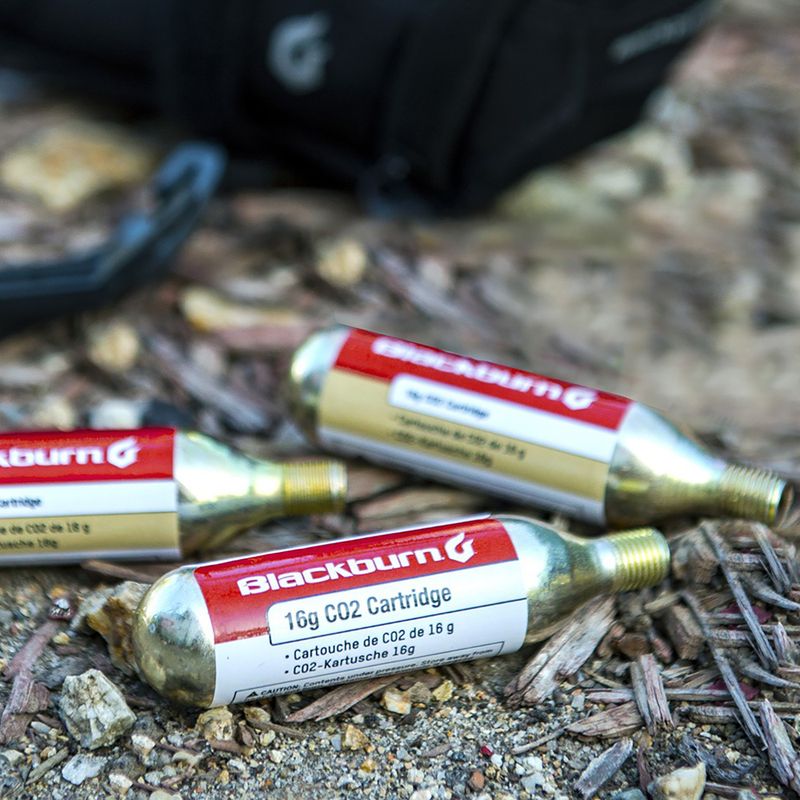 Bombičky k pumpě na kolo Blackburn Cartridges 16 g 3 ks. 5