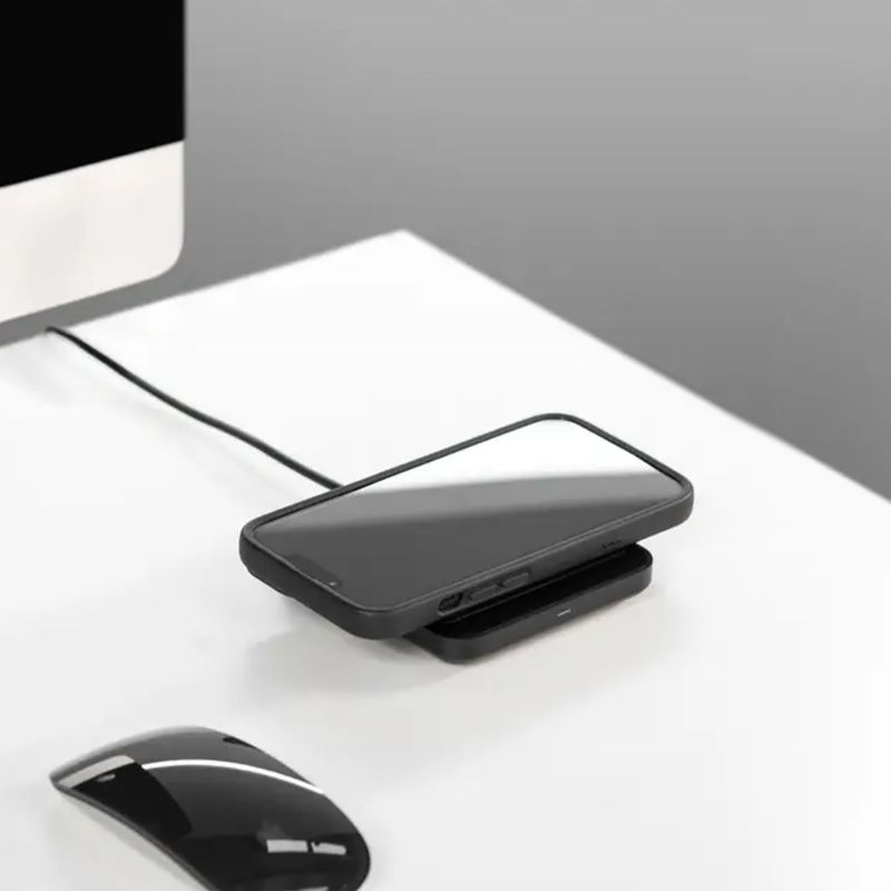 Bezdrátová nabíjecí podložka Quad Lock black 3