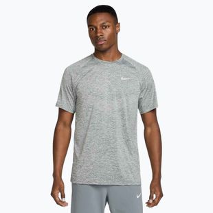 Pánské běžecké tričko Nike Stride ADV smoke grey / heather