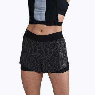 Dámské běžecké šortky Nike Swift Dri-Fit Mid-Rise 2in1 black / black