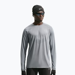 Pánské běžecké tričko Longsleeve Nike Stride Dri-Fit ADV Smoke Grey